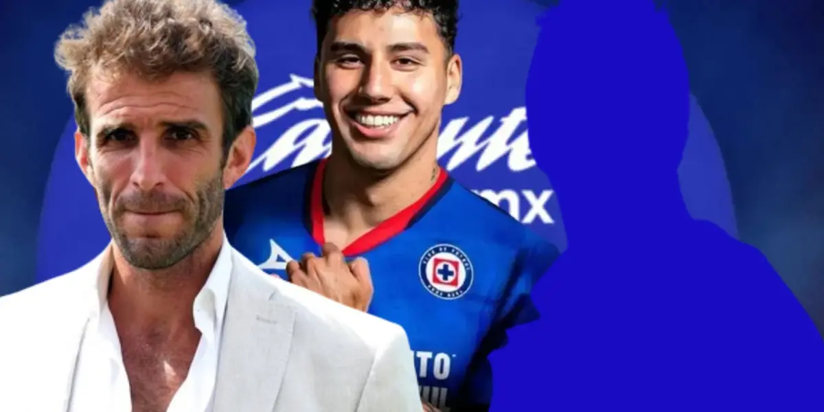 Iván Alonso con Jorge Sánchez y silueta de Alfonso González/ Foto: El Futbolero México