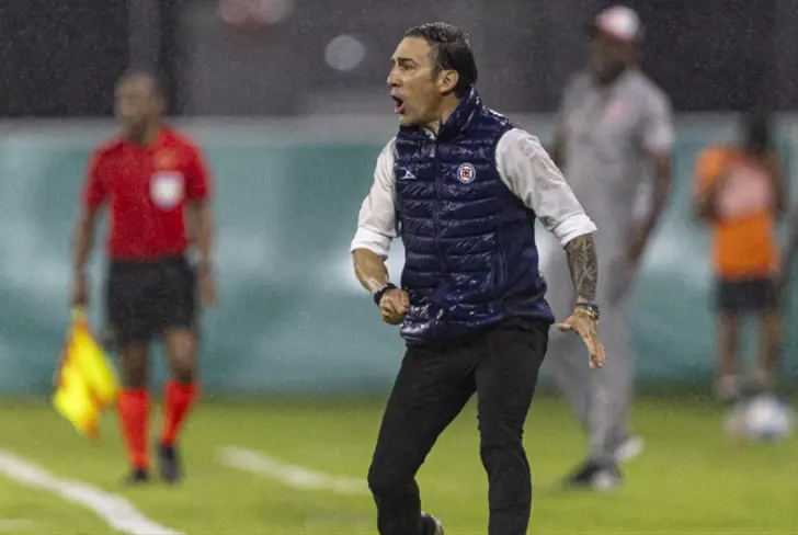 Vicente Sánchez, DT de Cruz Azul - Foto: Mexsport