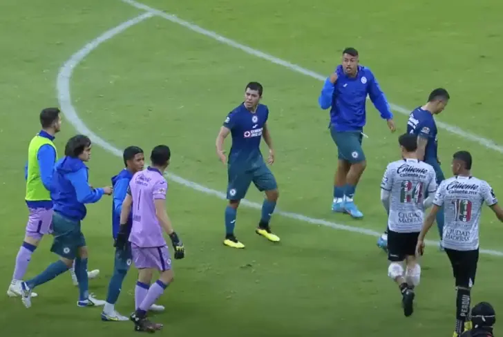 Discusión entre Iván Morales y Chuy Corona