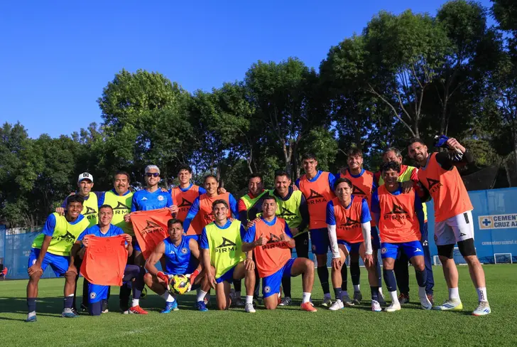 Cruz Azul en entrenamiento - Foto: X (@CruzAzul)