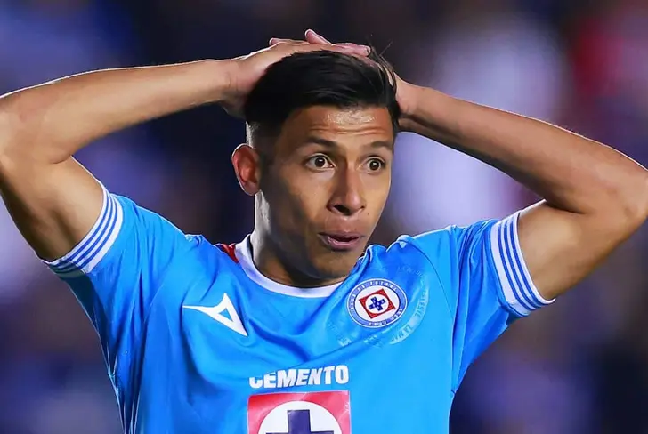 Ángel Sepúlveda cerca de salir de Cruz Azul - Foto: Getty