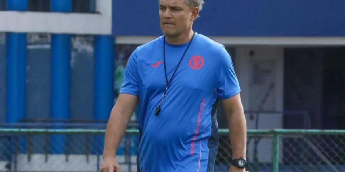 Aguirre tiene pensado su primer fichaje, es uruguayo, joven y su papá jugó en la máquina