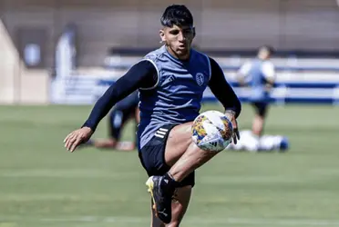 Alan Pulido renueva con el Sporting Kansas City de la MLS por un contrato millonario
