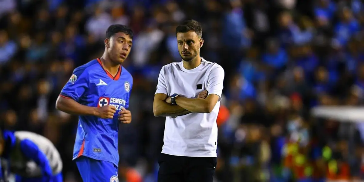 Amaury con Cruz Azul y Anselmi/FOTO: Mexsport