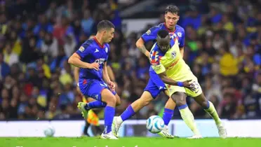 América enfrentando al equipo de Cruz Azul/FOTO Imago 7