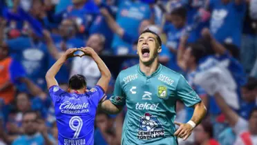 Ángel Sepúlveda durante un partido de Liga MX con Cruz Azul