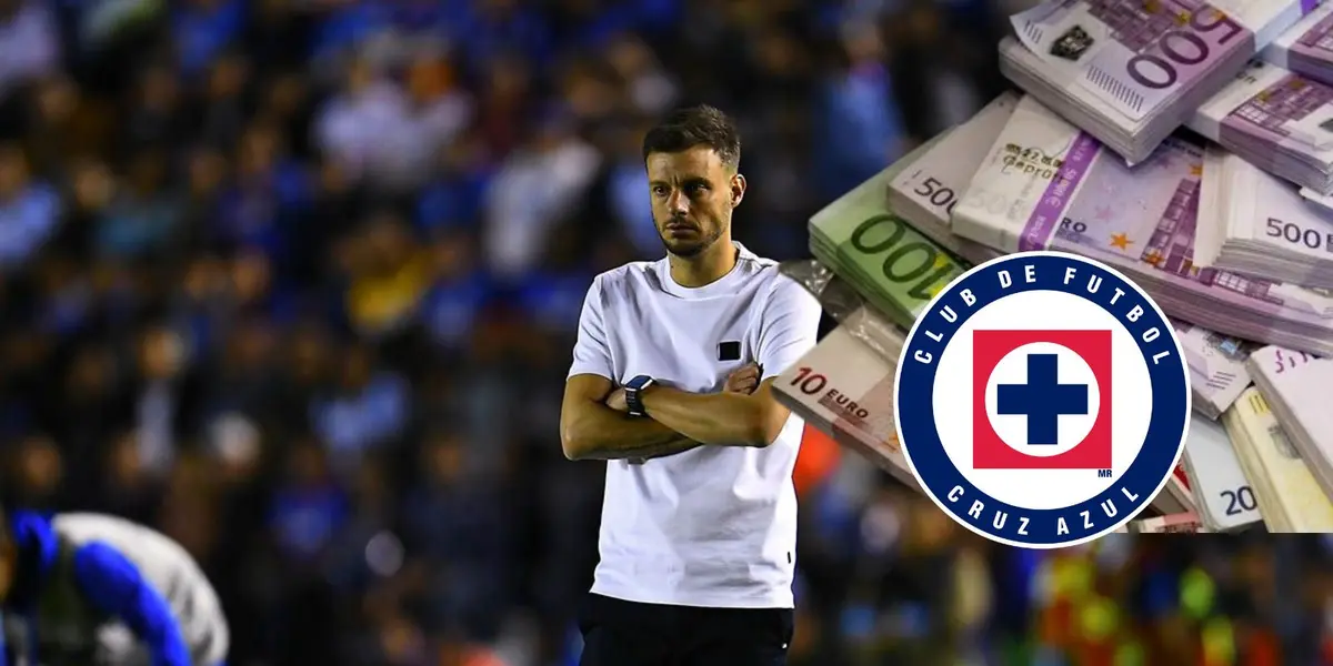 Anselmi con billetes y Cruz Azul/FOTO: Mexsport