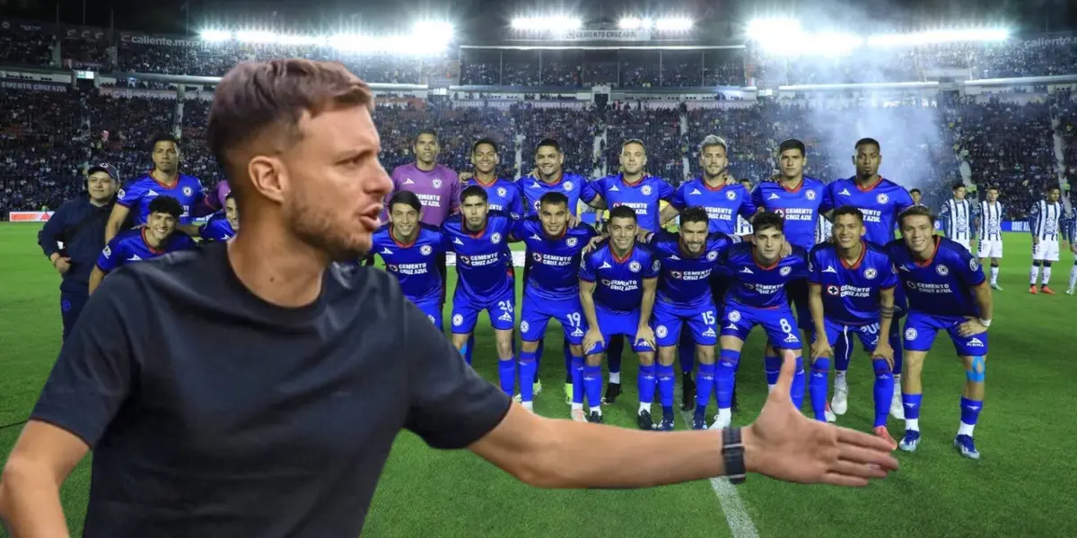 Anselmi con el equipo de Cruz Azul en fila/FOTO La Máquina Celeste