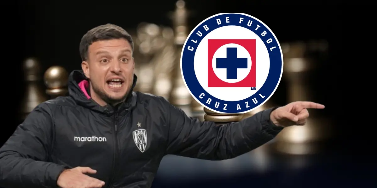 Anselmi, fondo de ajedrez y el escudo de Cruz Azul/FOTO La Máquina Celeste