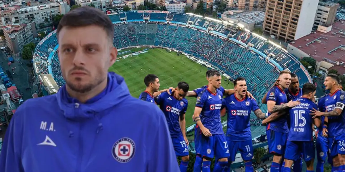 Anselmi y el equipo del azul, en el Estadio de los Deportes/La Máquina Celeste