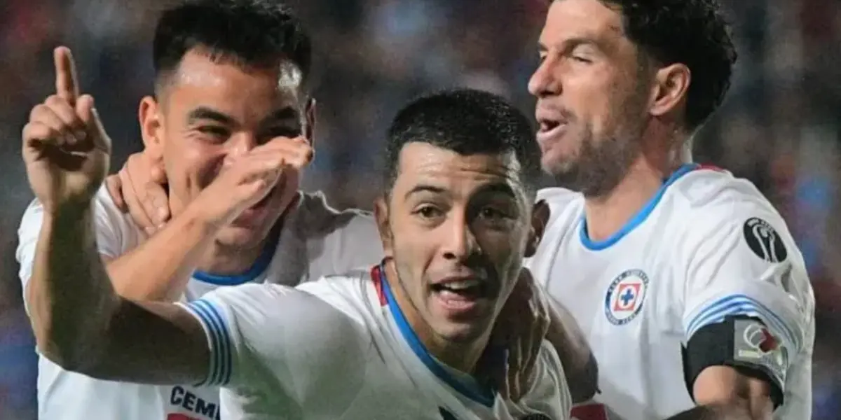 Charly Rodríguez, Erik Lira y Nacho Rivero - Foto: Imago (Rafael Vadillo)