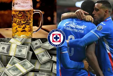 Compraba chelas a las afueras de La Noria y hoy se ha vuelto millonario.