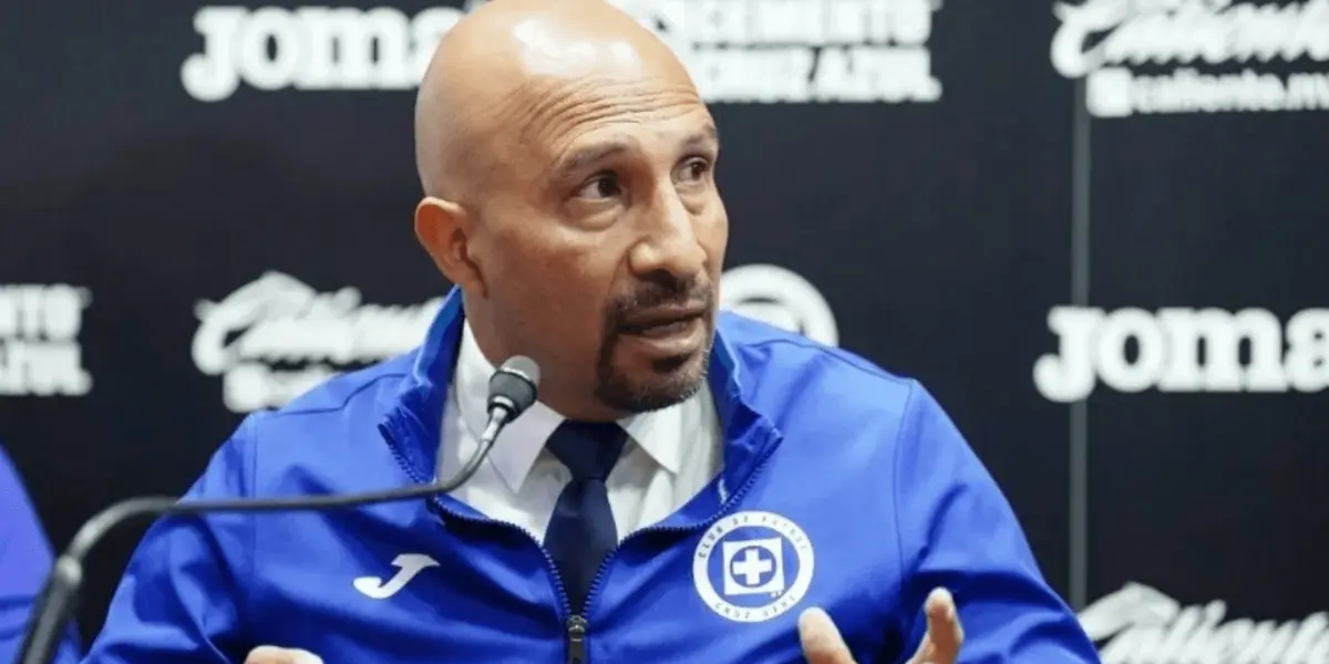 Críticas a Óscar Pérez por sus declaraciones tras la conferencia de prensa de Cruz Azul