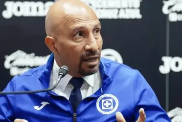 Críticas a Óscar Pérez por sus declaraciones tras la conferencia de prensa de Cruz Azul