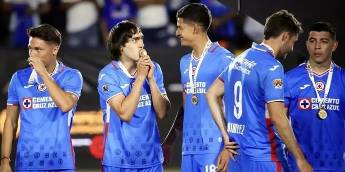 Cruz Azul celebrando un título - Foto: Imago