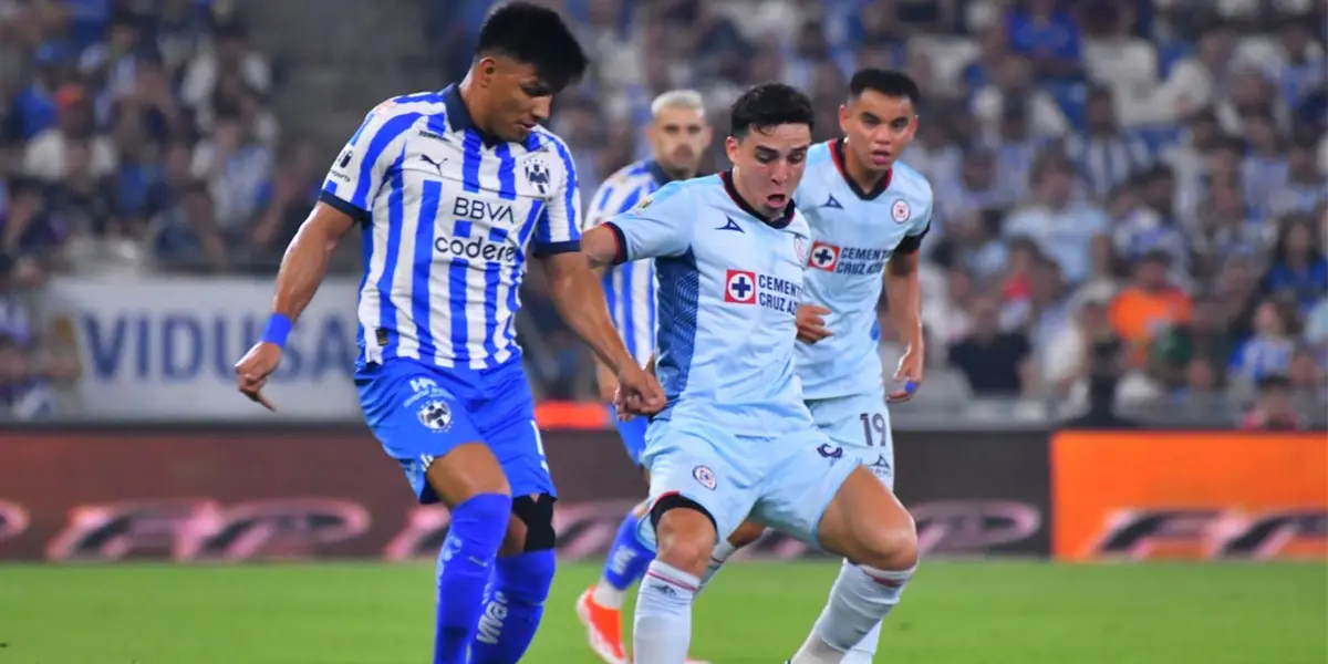 Cruz Azul enfrentando a Monterrey/FOTO Fútbol Total