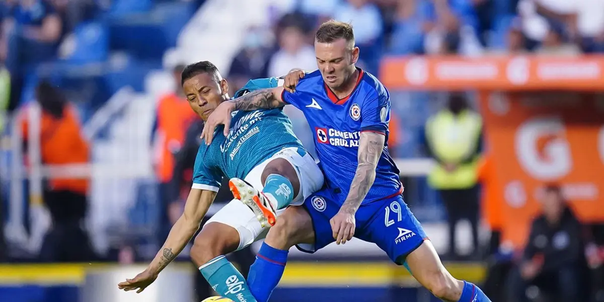 Cruz Azul frente al equipo de Mazatlán/La Máquina Celeste