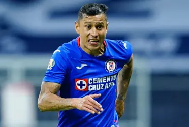 Deberían de probar con él por el resto de torneo y seguro haría más que el Cata Domínguez.