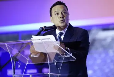 Después de la derrota contra Pachuca, Víctor Velázquez tuvo un encuentro con el plantel en los vestidores