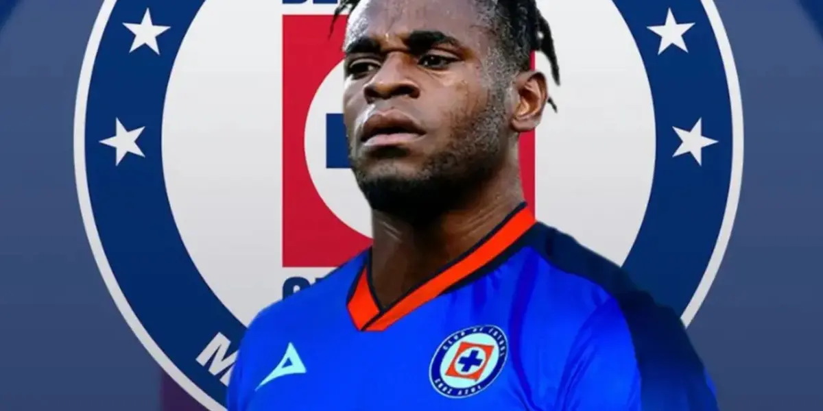 Duván Zapata con la playera de Cruz Azul / Marca