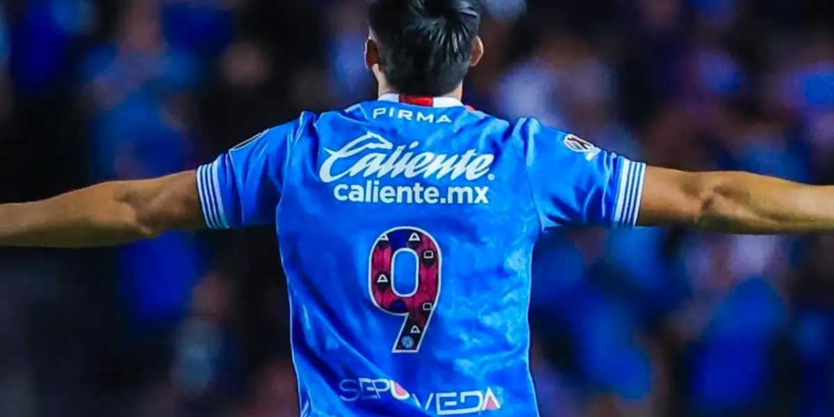 El "Cuate" del gol - Foto: X (@A_EsparzaOteo)