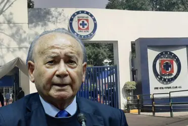 El dia de ayer por la noche se presentó una tragedia en lo que solas instalaciones de la Máquina, por el hecho de que se quemaron.