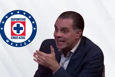 El famoso narrador y quienes mencionan el mejor de todo México y para algunos de Latinoamérica, mencionó en palabras la grandeza de Cruz Azul.