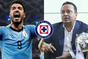 El Pistolero se despachó con 3 goles en su debut con el Gremio.