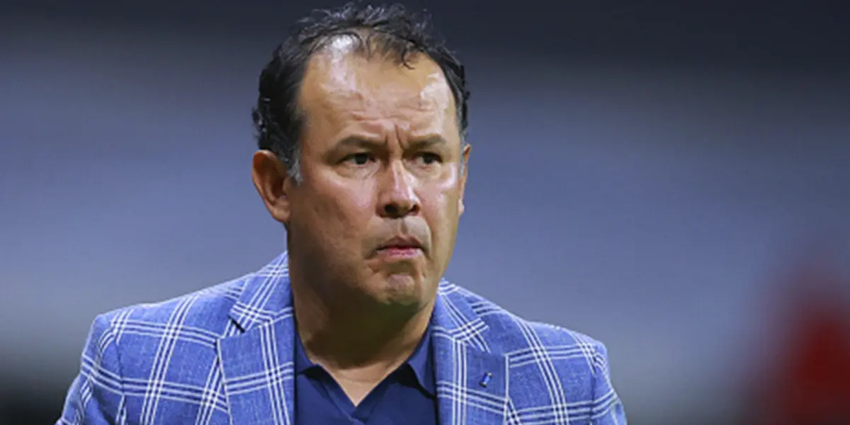 El técnico peruano podría estar en la cuerda floja después de ser eliminado de Concachampions