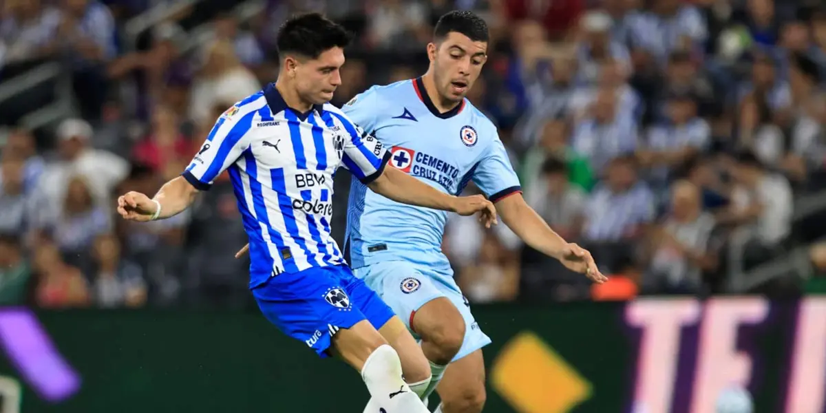 Erik Lira enfrentando a Ponchito González/FOTO Fútbol Total