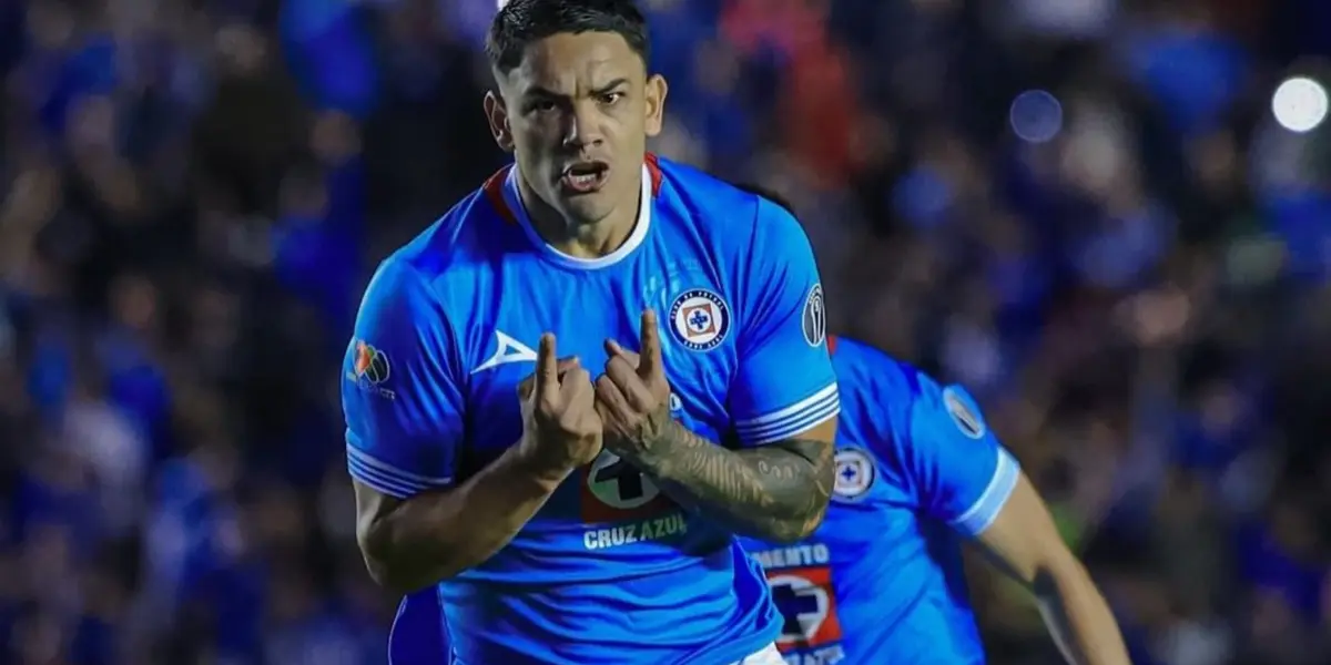 Fernández anota el segundo / @CruzAzul