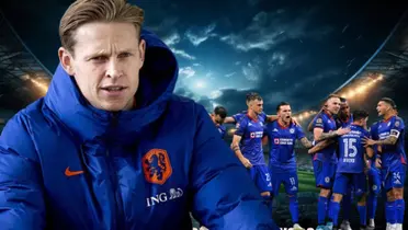 Frenkie De Jong y el equipo de Cruz Azul de fondo/La Máquina Celeste