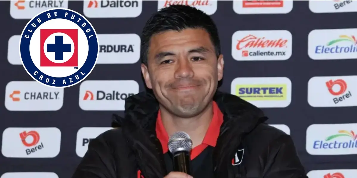 Gonzalo Pineda con cruz Azul/FOTO: Bolavip