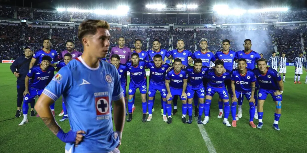 Huescas y el equipo de Cruz Azul de fondo/La Máquina Celeste