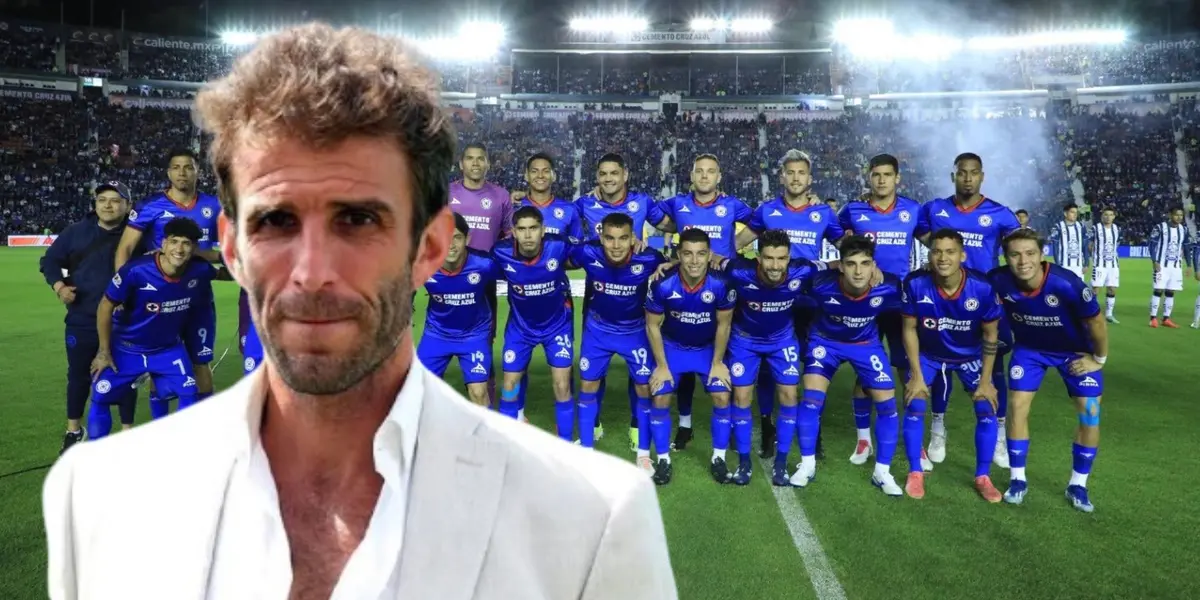 Iván Alonso con el equipo de Cruz Azul 2024/La Máquina Celeste