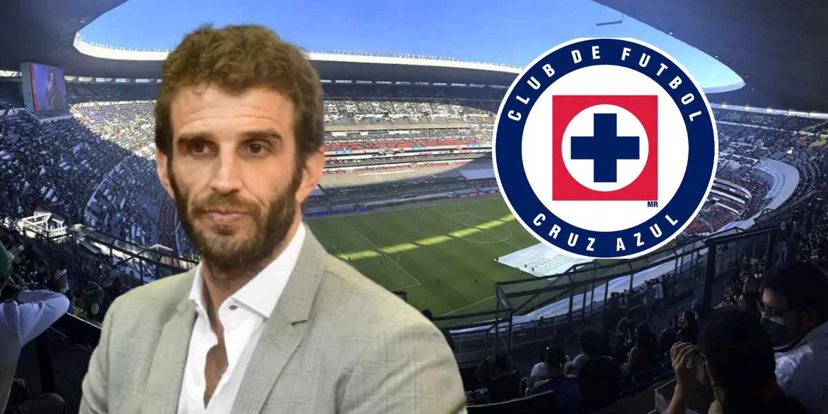 Iván Alonso con el escudo de Cruz Azul/FOTO La Máquina Celeste