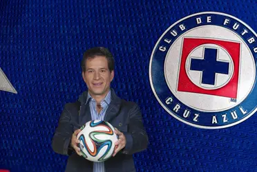 Javier Alarcón les manda un contundente y claro mensaje a la directiva de Cruz Azul, pero vestido de consejo para mejorar al equipo.