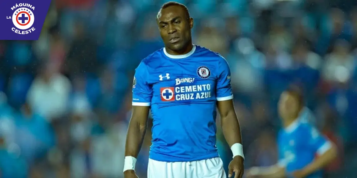 Joffre Guerrón en Cruz Azul (Fuente: Récord)