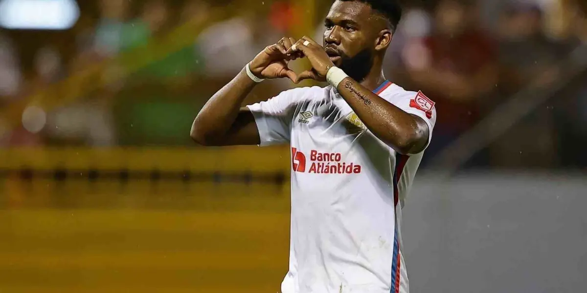 Jorge Benguché se lució con doblete en la Concacaf Champions League.