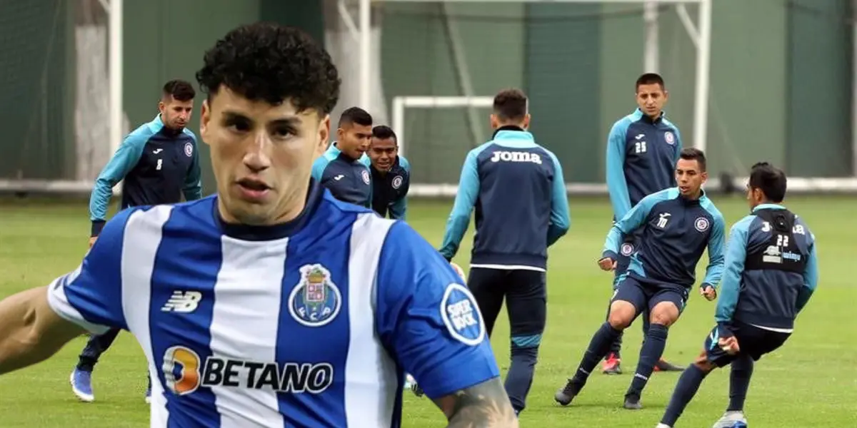 Jorge Sánchez con la jersey del Porto en La Noria/La Máquina Celeste