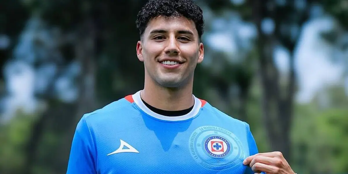 Jorge Sánchez en su presentación con Cruz Azul - Foto: Instagram Cruz Azul