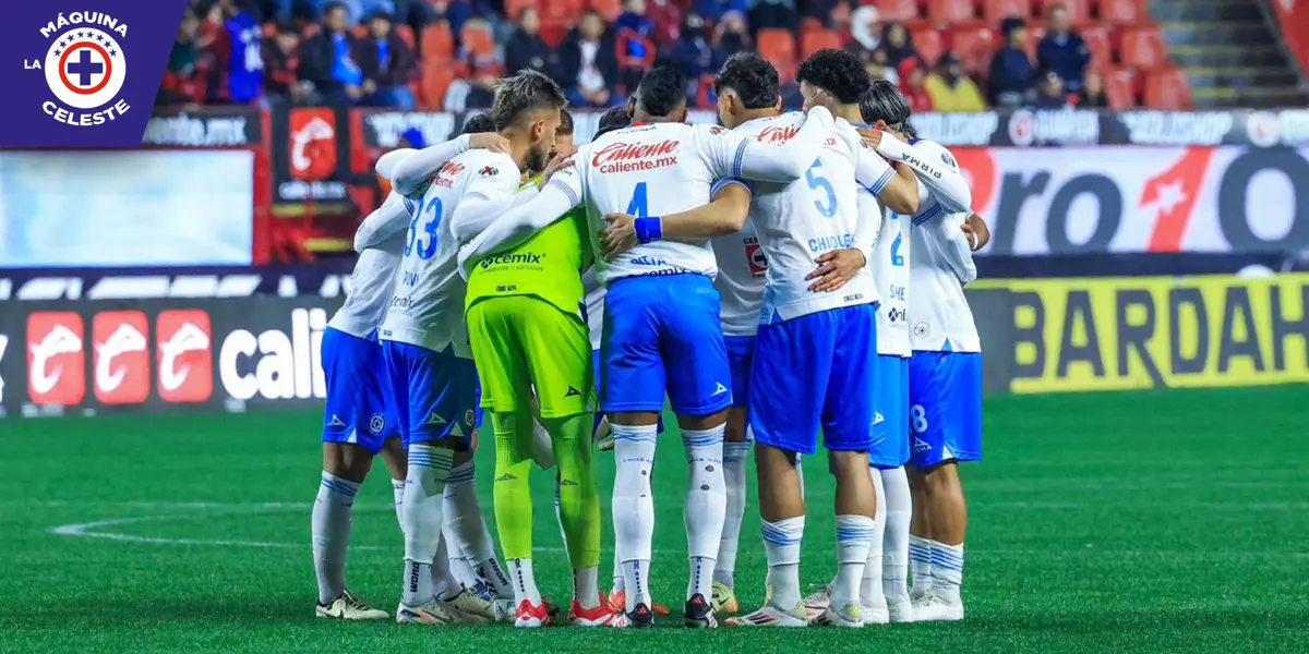 Jugadores de Cruz Azul en el estadio Caliente (Fuente: MEXSPORT)
