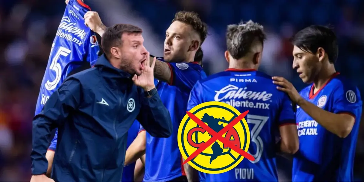 Jugadores de Cruz Azul y Anselmi con el escudo de Cruz Azul/FOTO: La Máquina Celeste
