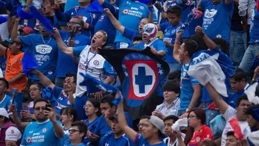 La afición de Cruz Azul llenó el estadio del Nou Camp