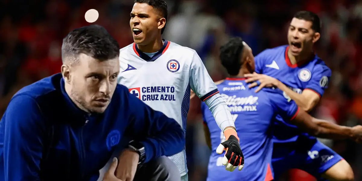 Martín Anselmi con Kevin Mier, Willer Ditta y Erick Lira en Cruz Azul/ Foto: López Doriga- Digital