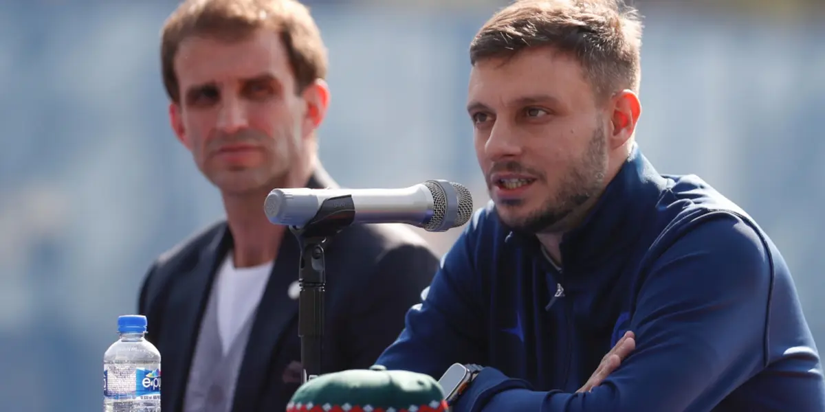 Martín Anselmi en conferencia de prensa, cuando fue presentado con Cruz Azul / Cruz Azul