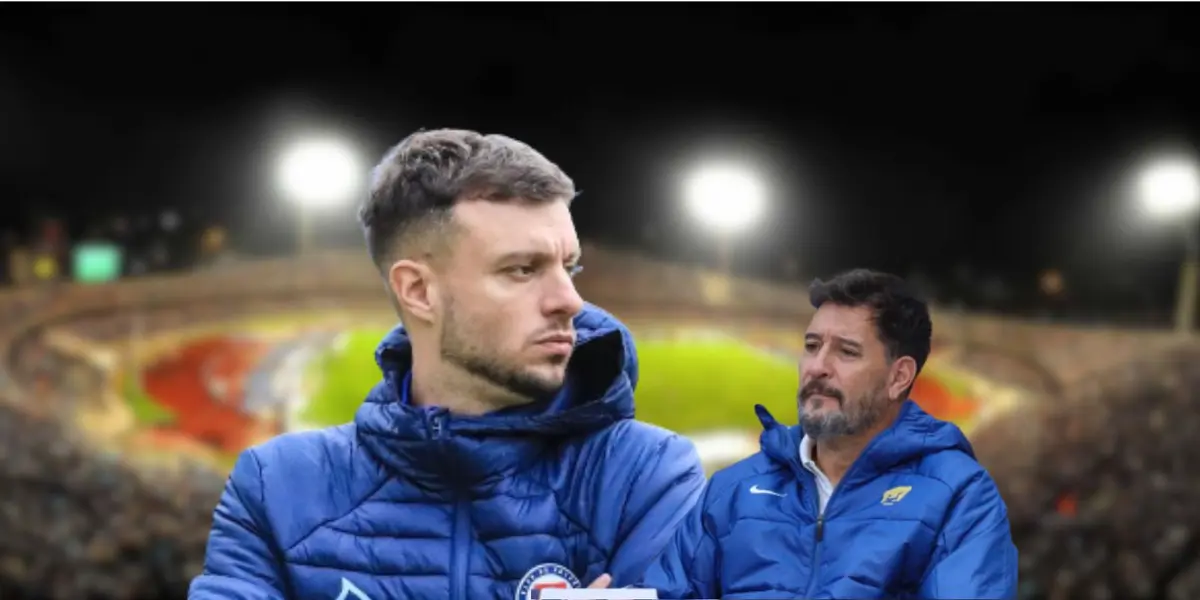 Martín Anselmi observando un partido de Cruz Azul en Liga MX
