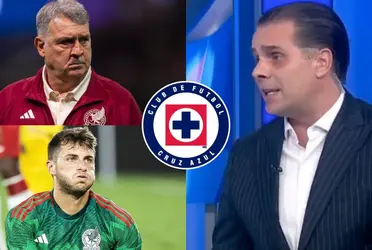 Martinoli le dio con un tubo al Tata por no haber llevado al Bebote al Mundial de Qatar.