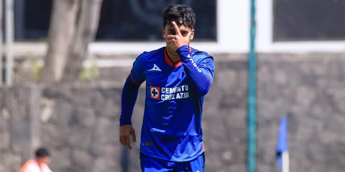 Morales demostró que puede tener más minutos con el primer equipo / @CruzAzul