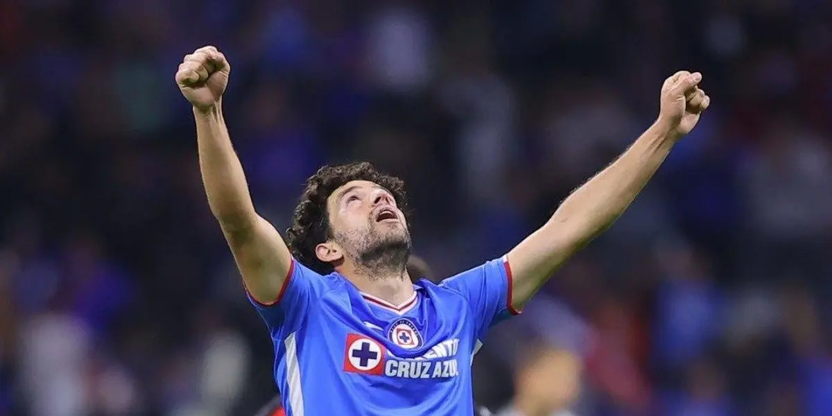 ‘Nacho’ es uno de los futbolistas más queridos por la afición de Cruz Azul.